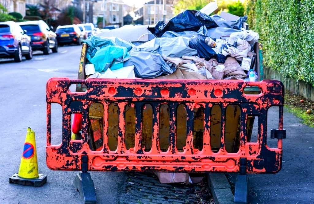 Rubbish Removal Services in Coton End